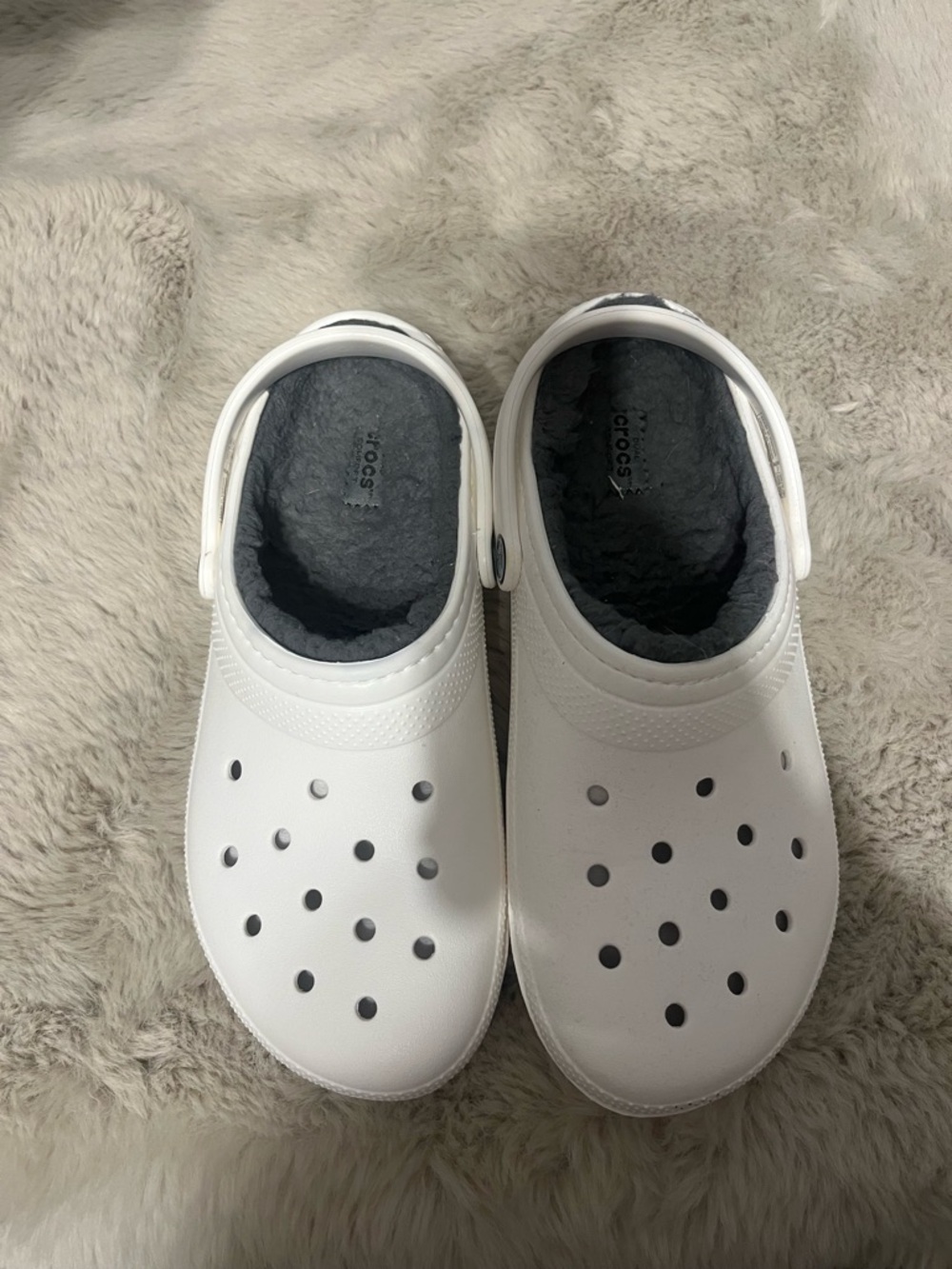 CROCS Kids Classic Lined Clog - White with Gray Lining fits a women’s 6.5
